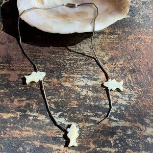 Vintage Liquid Silver and Mother of Pearl Zuni Carved Fetish Fish Necklace